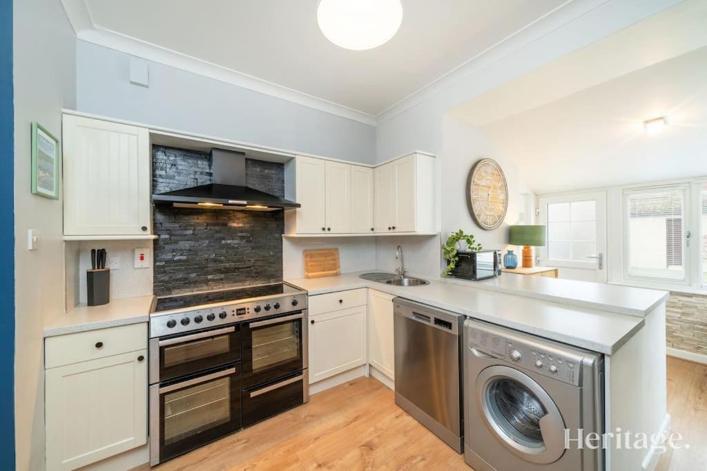 Barclay House, Stonehaven Seaside Home Экстерьер фото
