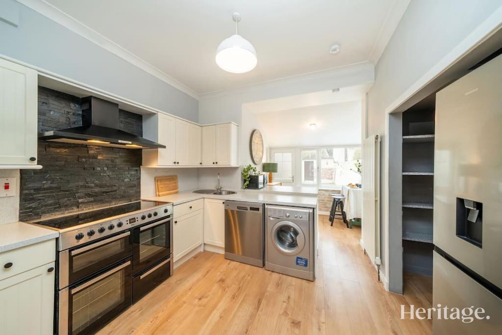 Barclay House, Stonehaven Seaside Home Экстерьер фото